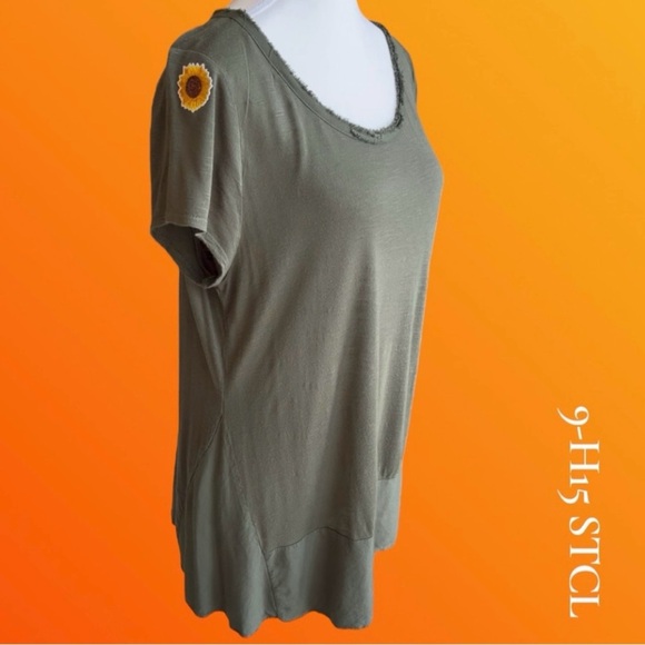Olive Green Women's Top with Sunflower Detail - Picture 2 of 11